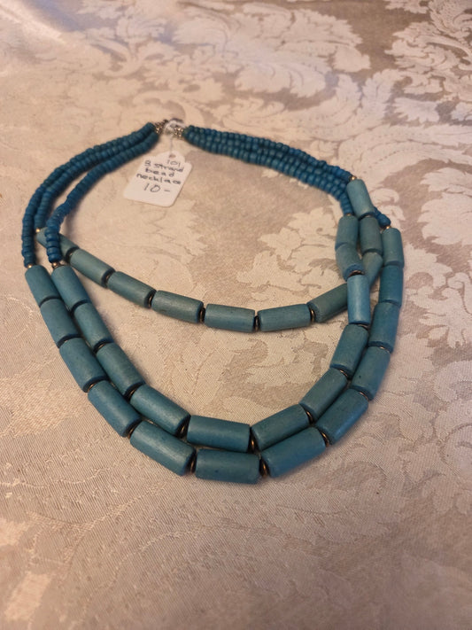 3 strand green necklace