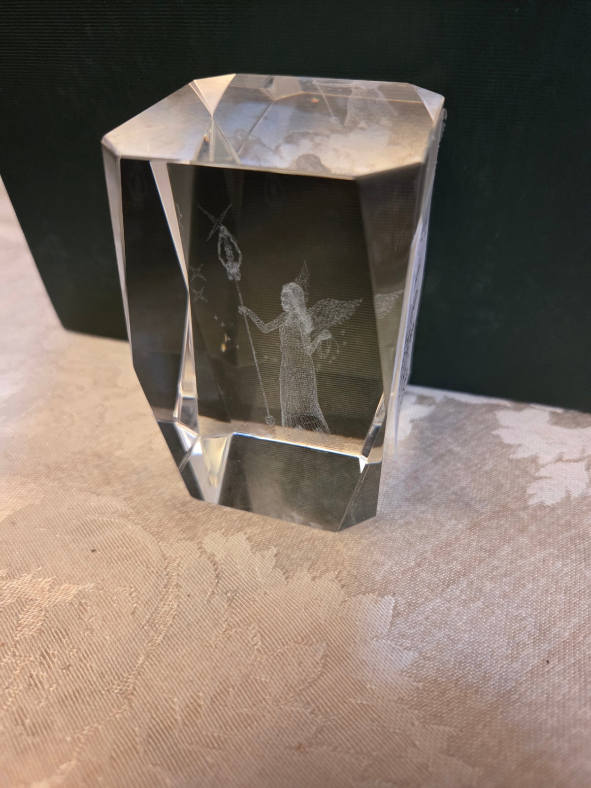Angel holograph