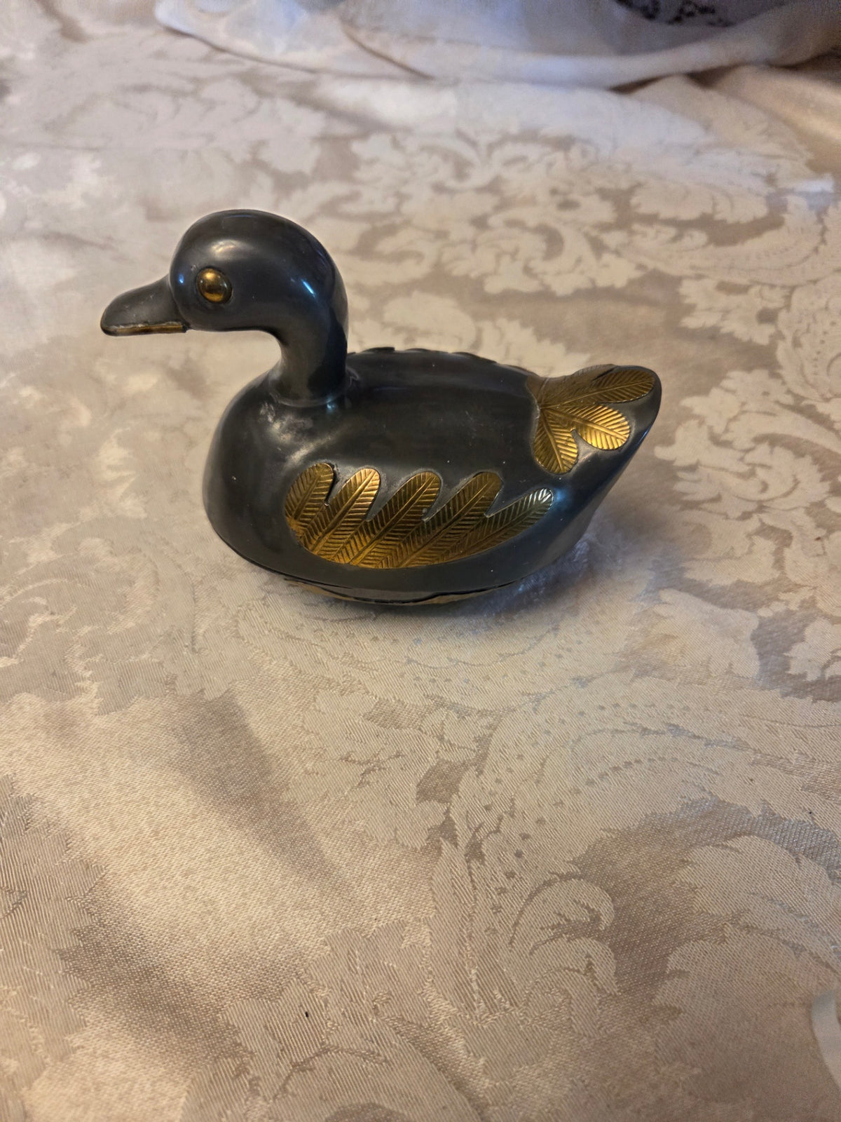 Breast duck trinket box