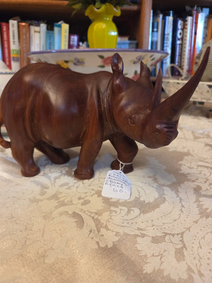 Hand curved rhinoceros