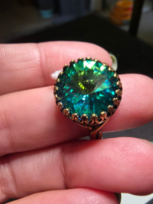 18R blue & green rivoli 