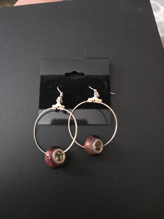 13E large hoops w/brown beads