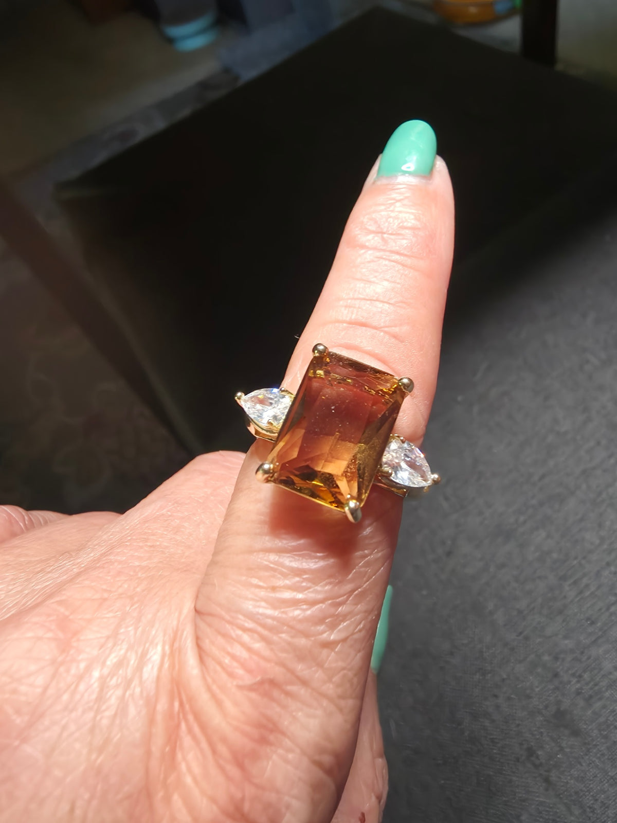 5R cubic zirconia brown rectangle 