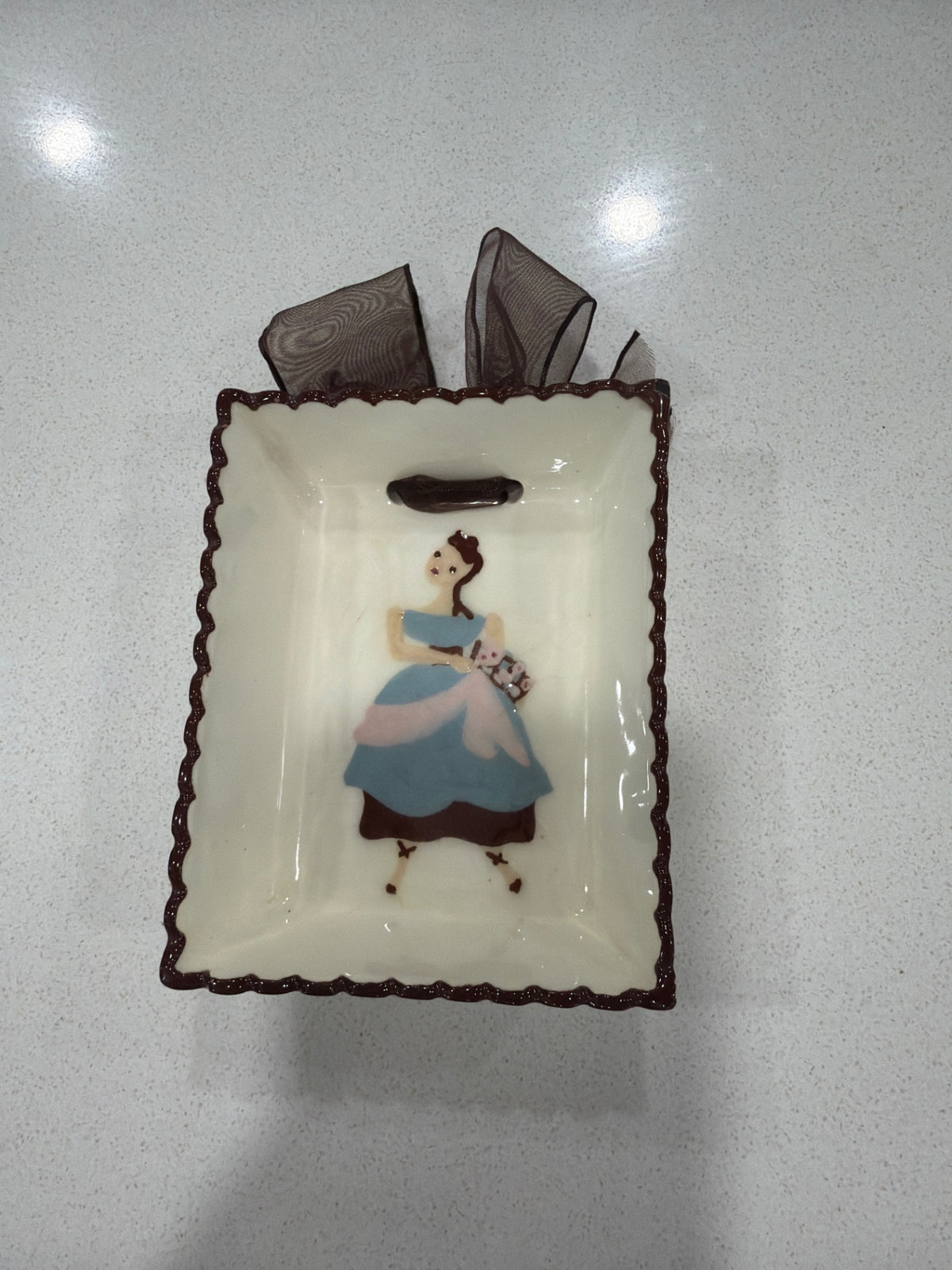 4.75"x3.75" Vintage Cleminsons Victorian Girl with Bouquet