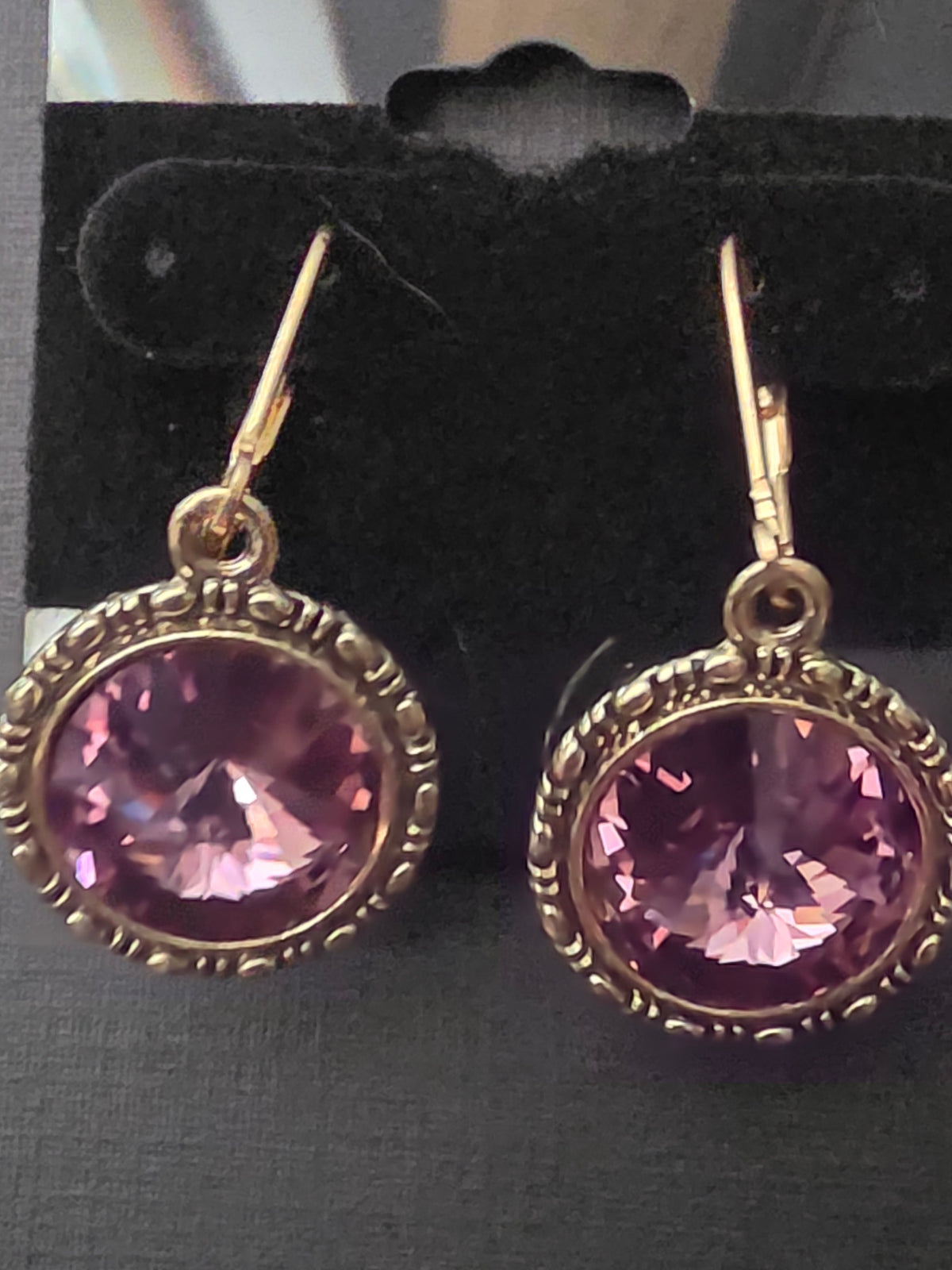 10E pink round crystal rivoli
