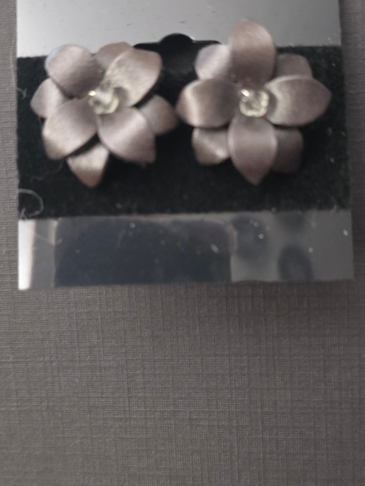 8E leather brown flowers 