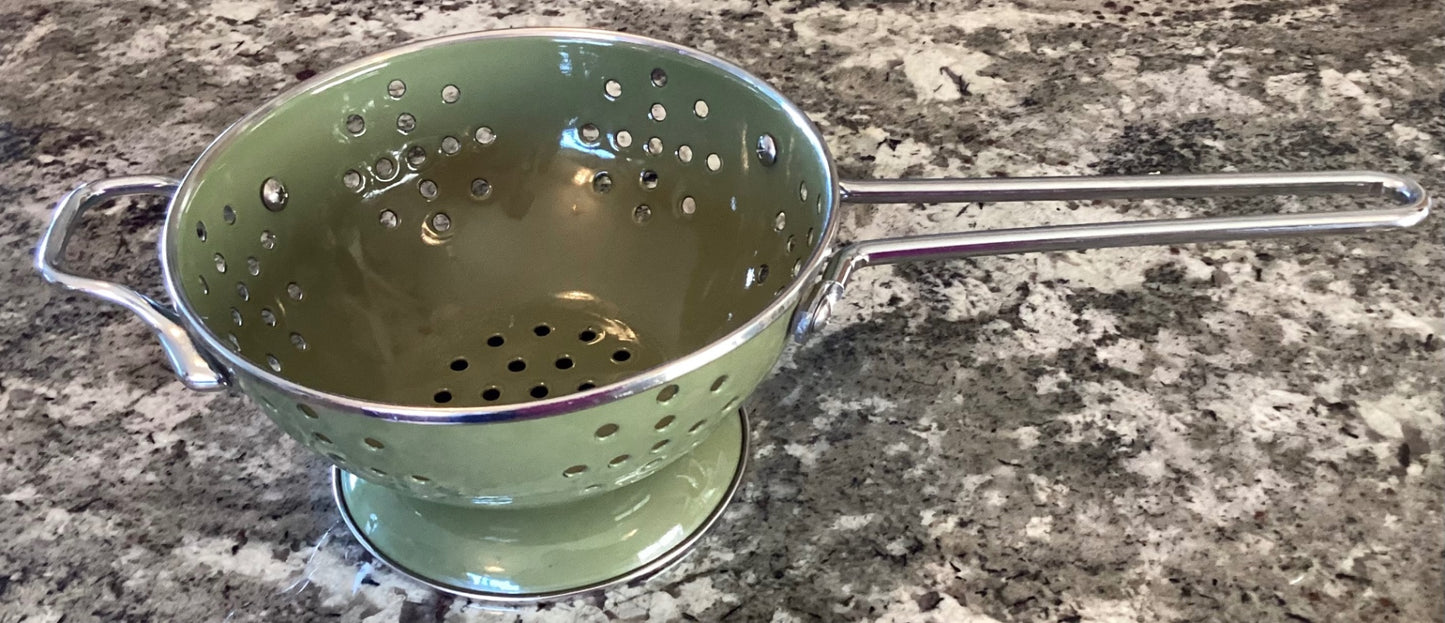 stainless steel colander