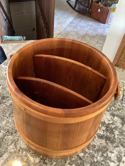 Vtg basketville wooden bucket