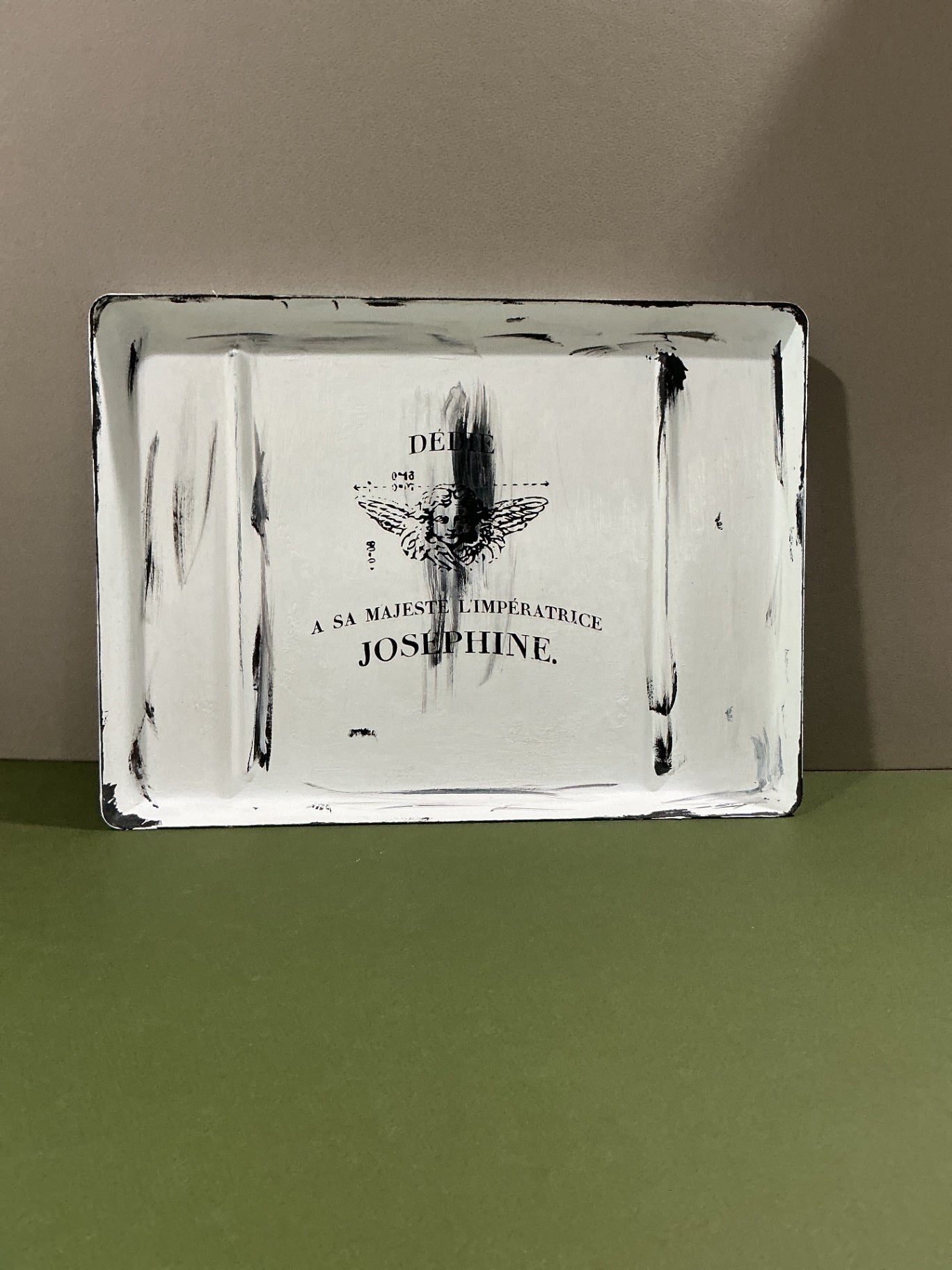 Tray