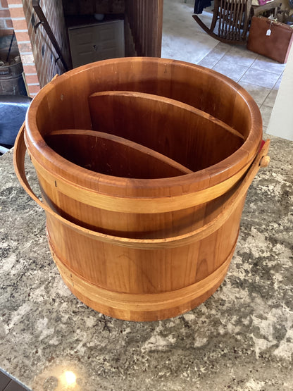 Vtg basketville wooden bucket