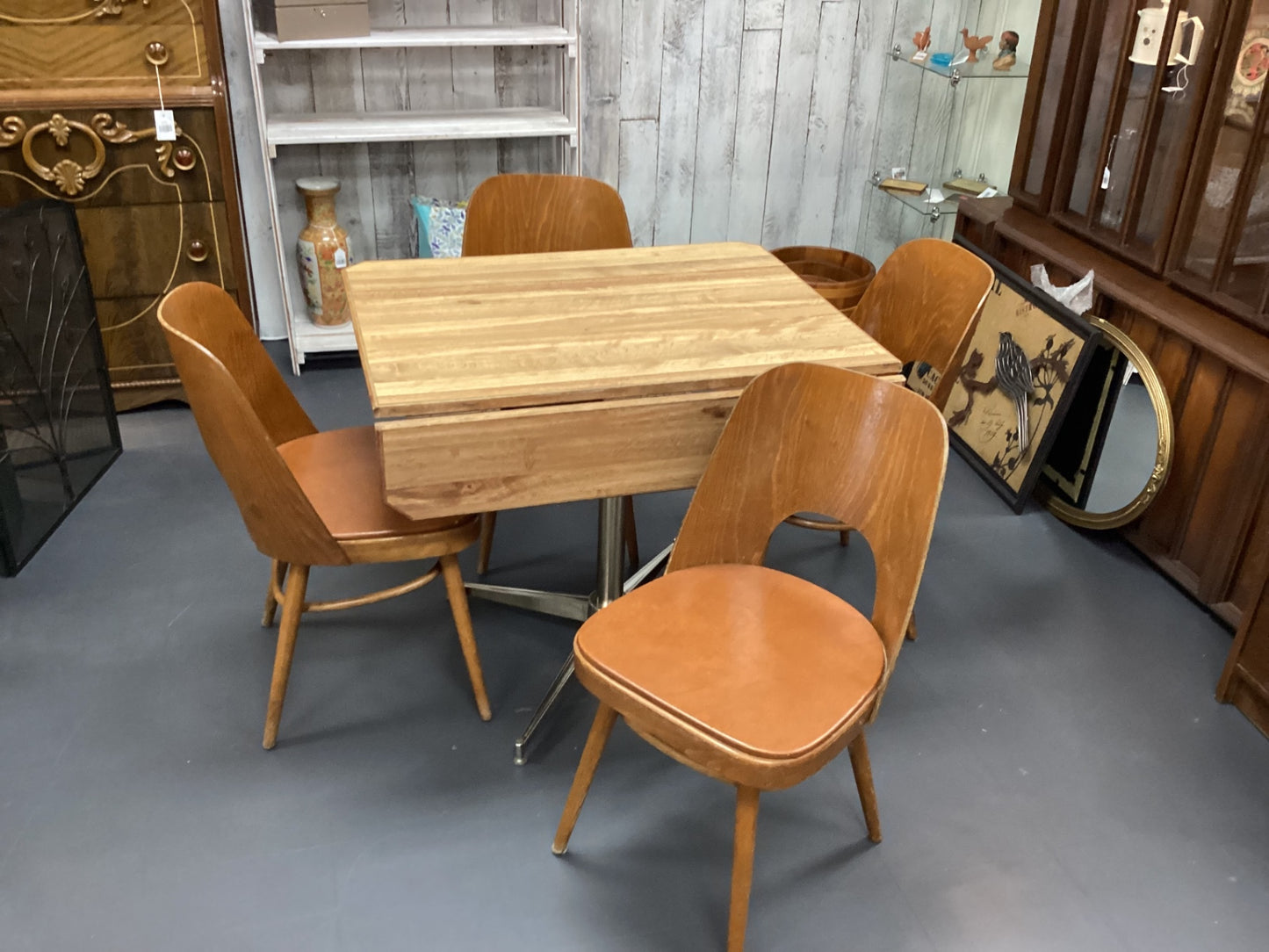 MCM drop leaf table + four Bentwood chairs
