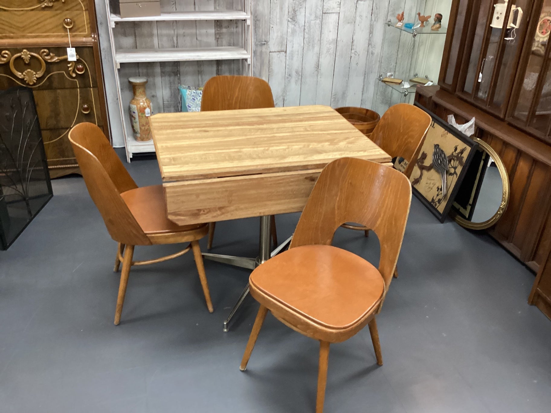MCM drop leaf table + four Bentwood chairs