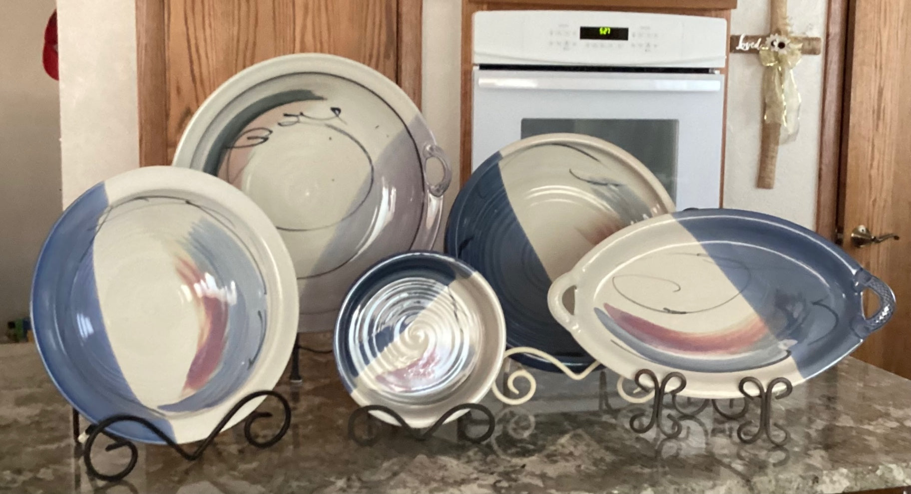 Kitchen & Dining