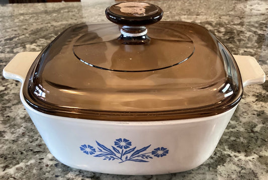 Vtg Corning ware dish and lid 