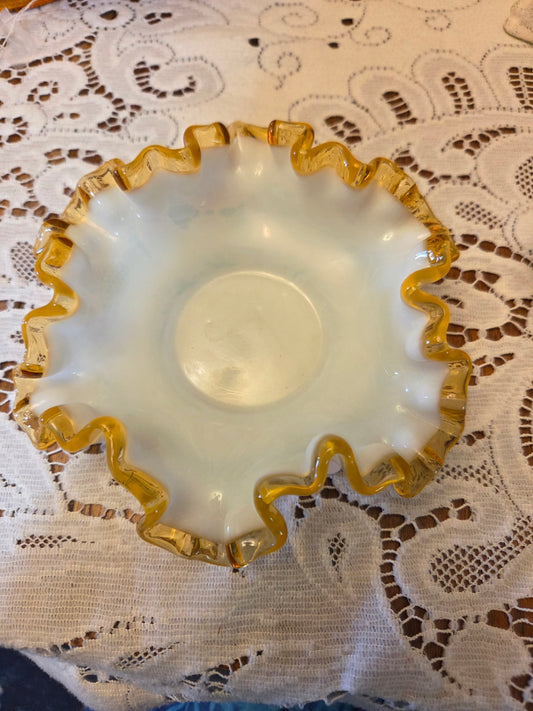Fenton gold crest dish
