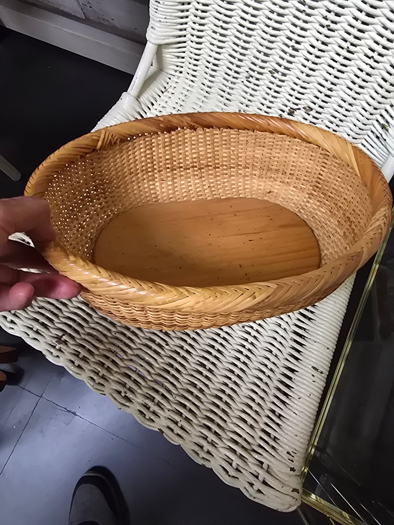 Basket wooden bottom