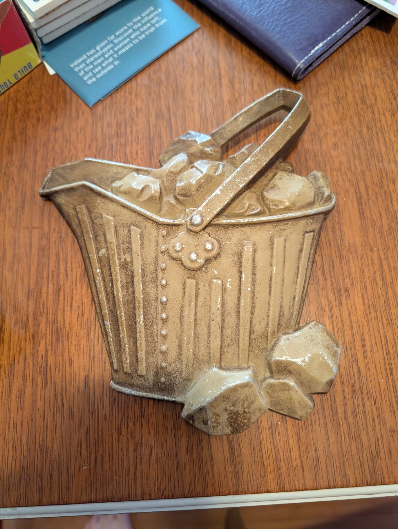 Vintage Sexton Metal Wall Hanging