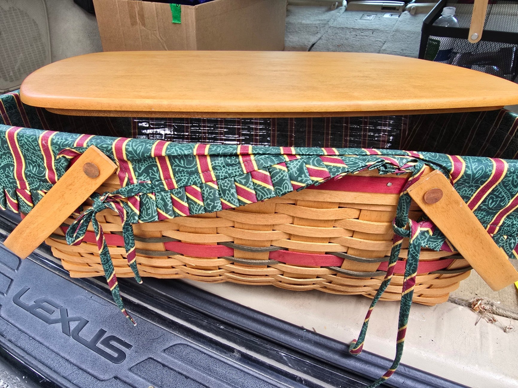 Longaberger basket with lid