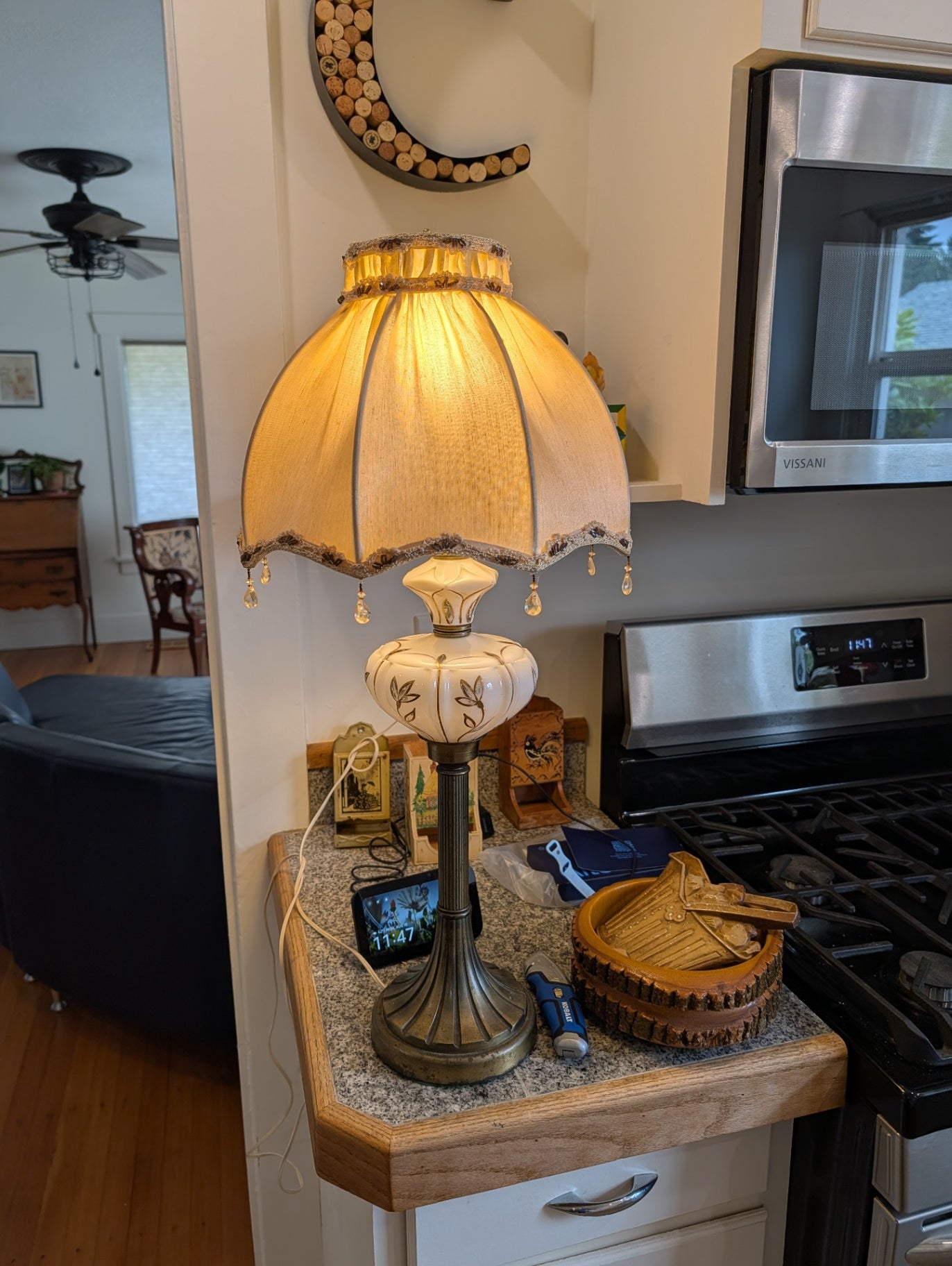 Vintage 28" Table Lamp