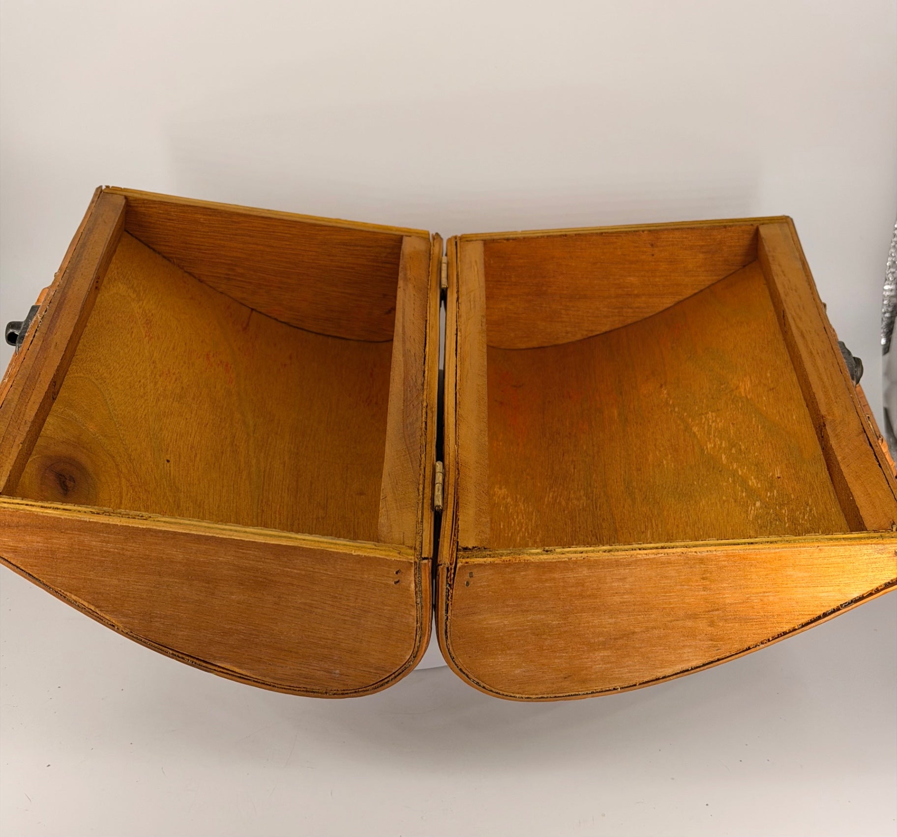 Vintage c. 1960s Wooden Box Purse