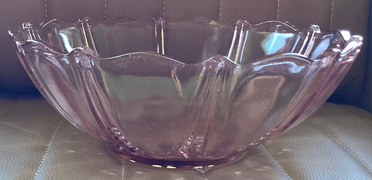 Vintage cranberry ANCHOR HOCKING bowl