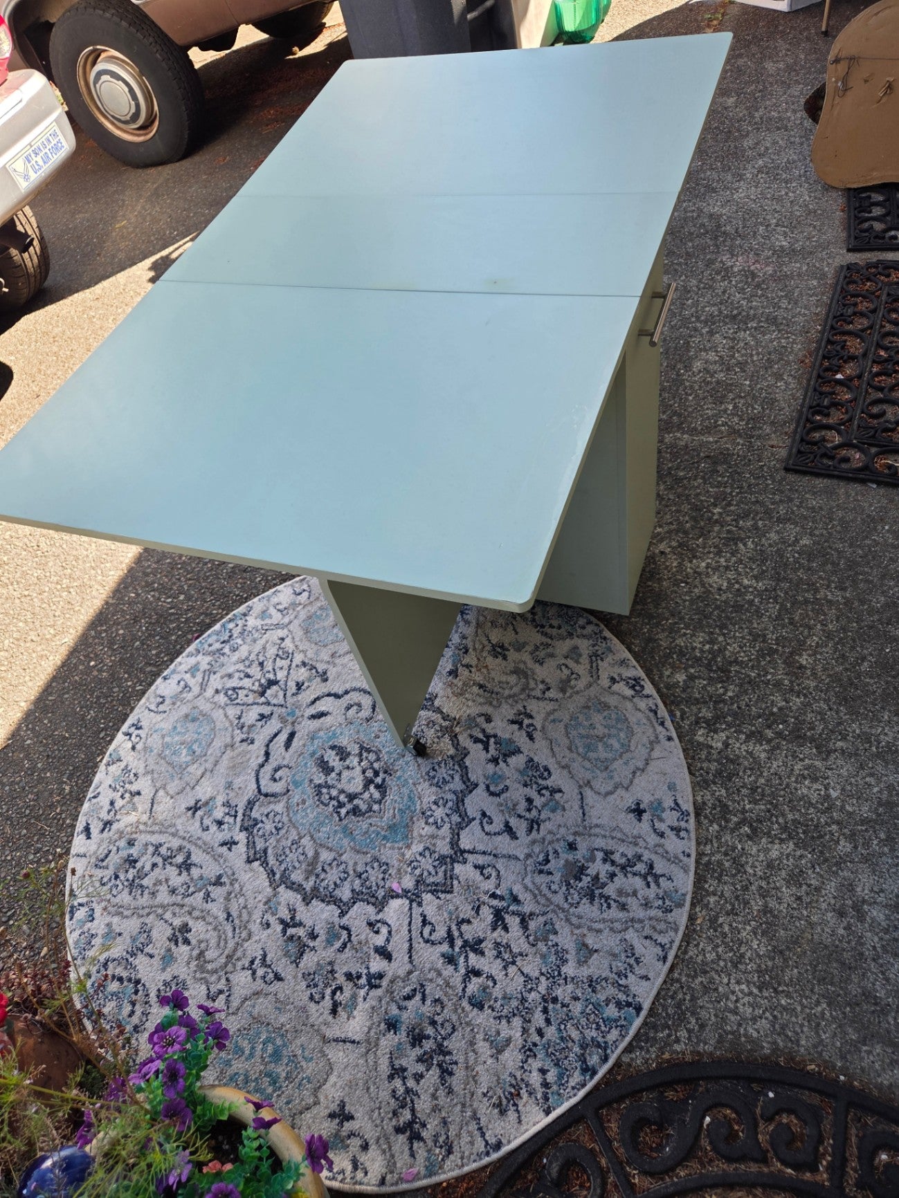 Drop leaf multifunction table