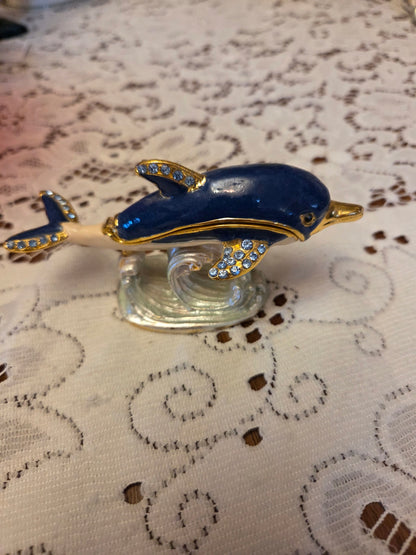 Bejeweled trinket box