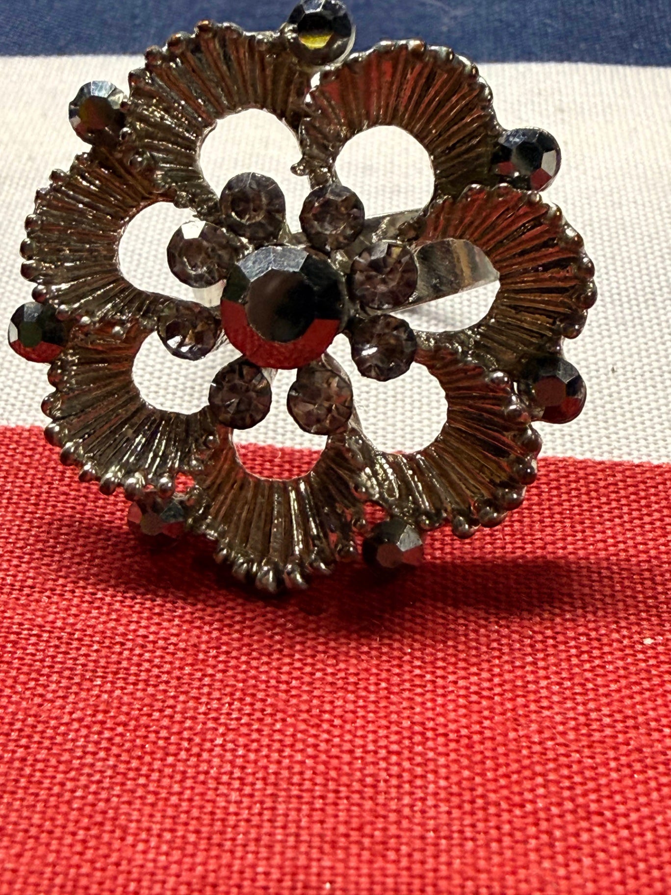 Vintage Silver-Tone Floral Rhinestone Statement Ring | Openwork Starburst Cocktail Ring