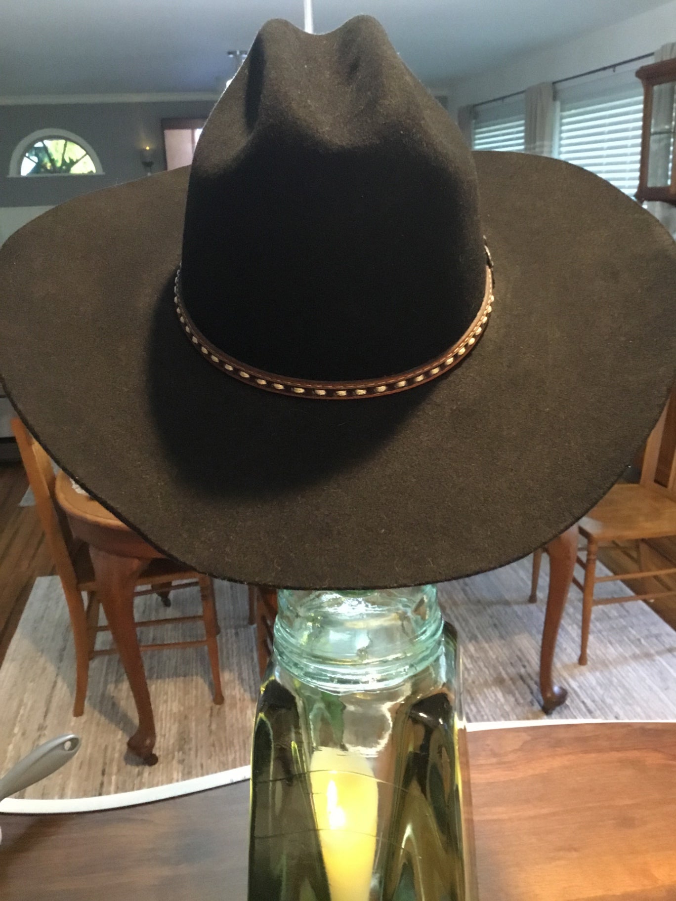Cody James wool blend, felt cowboy hat w/leather hat band