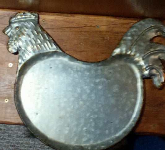 Metal Chicken Tray/Wall Art