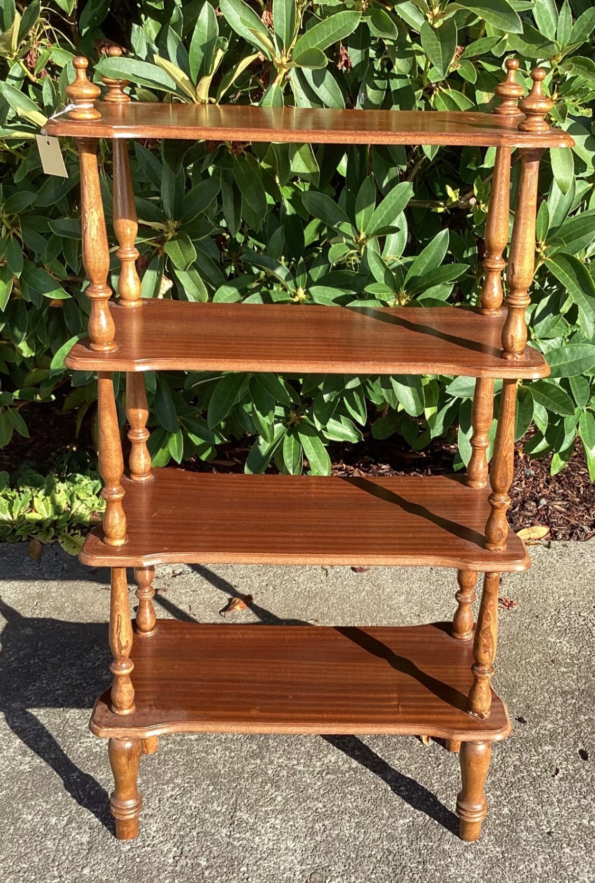 VTG 4 tier display shelf 