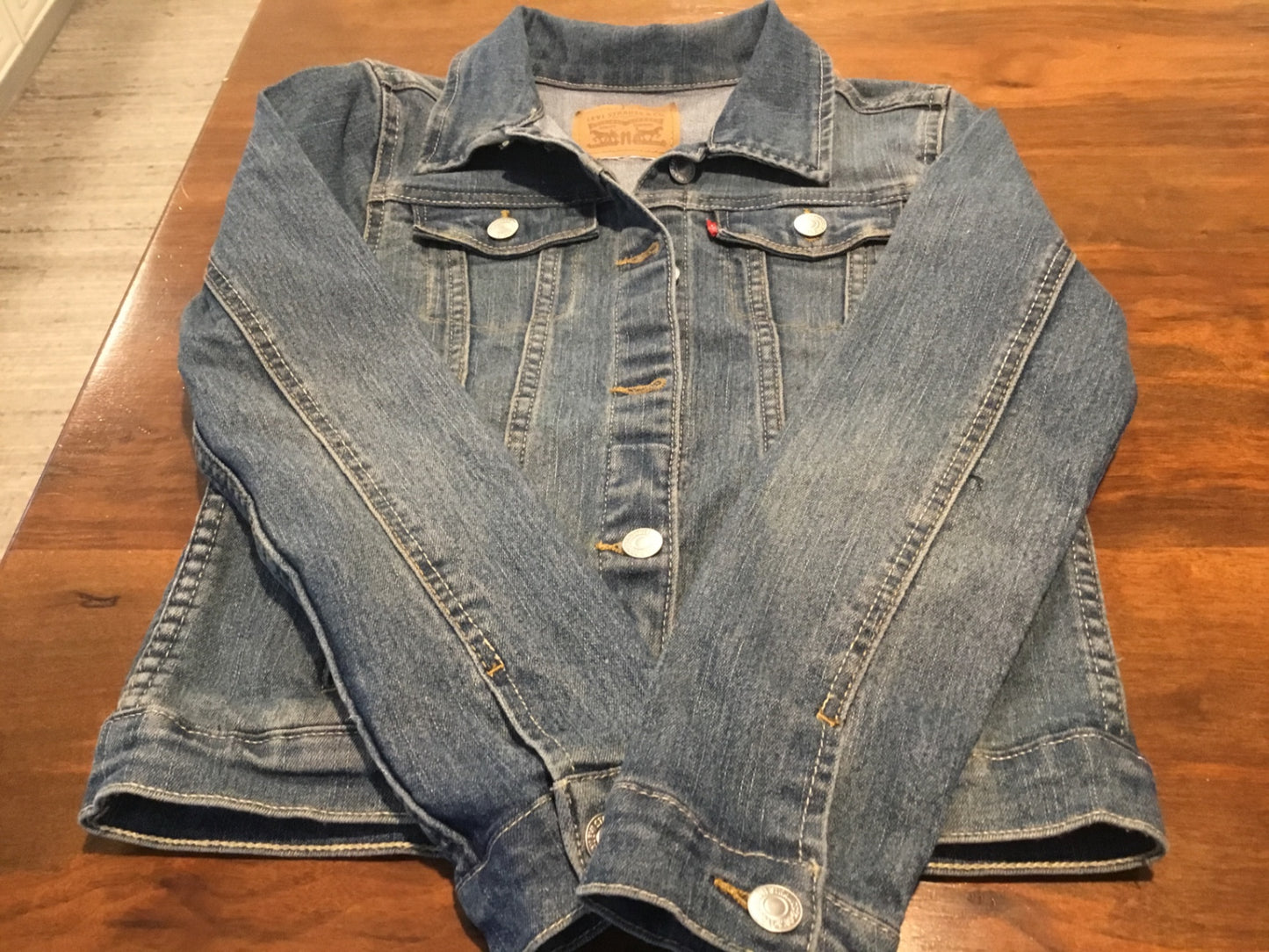 Small, vintage Levi denim jacket