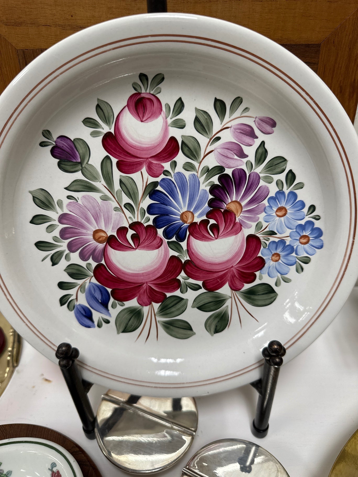 Hand painted plate with Flowers