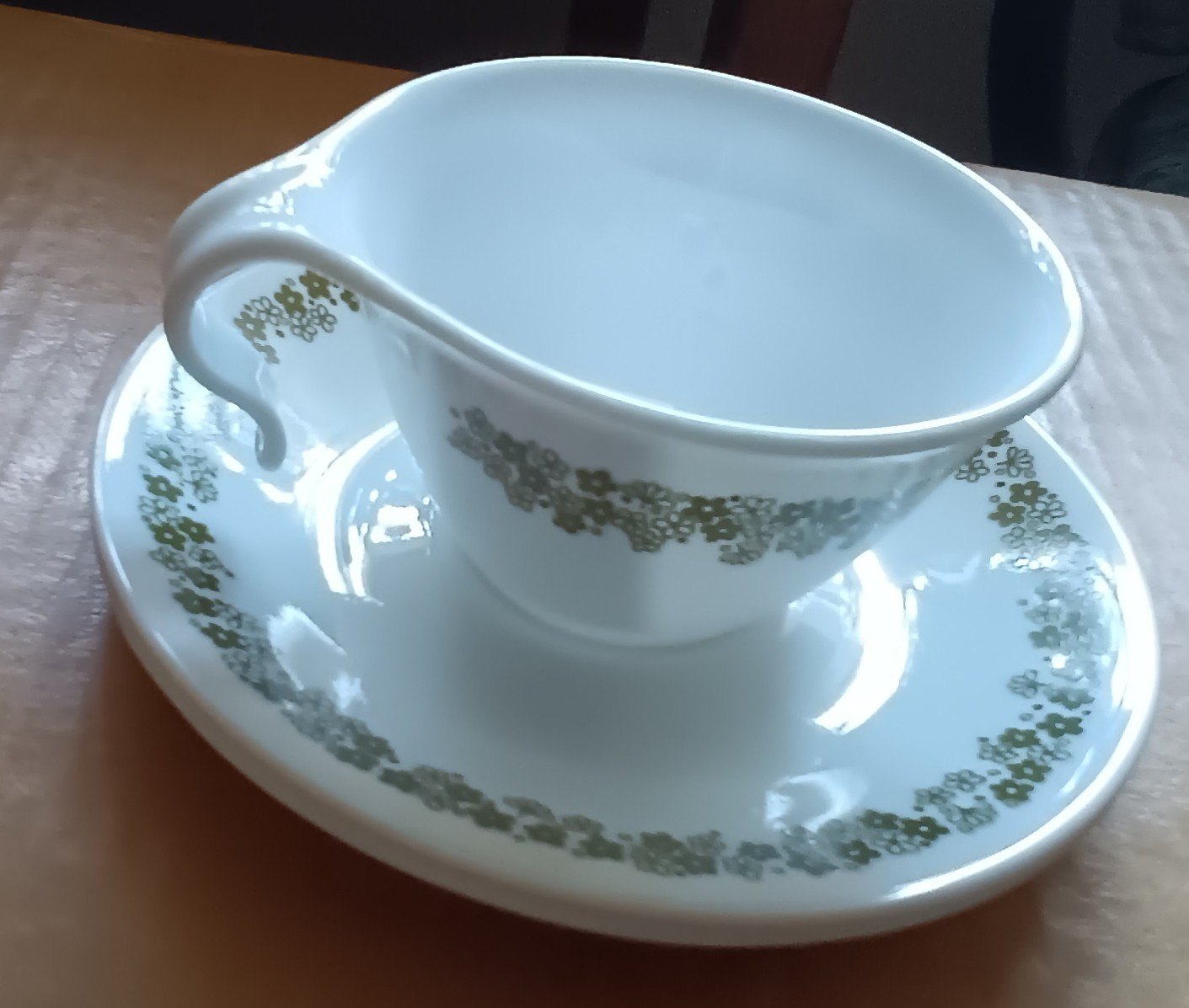 1970's Lazy Daisy Corelle Cup & Sauced