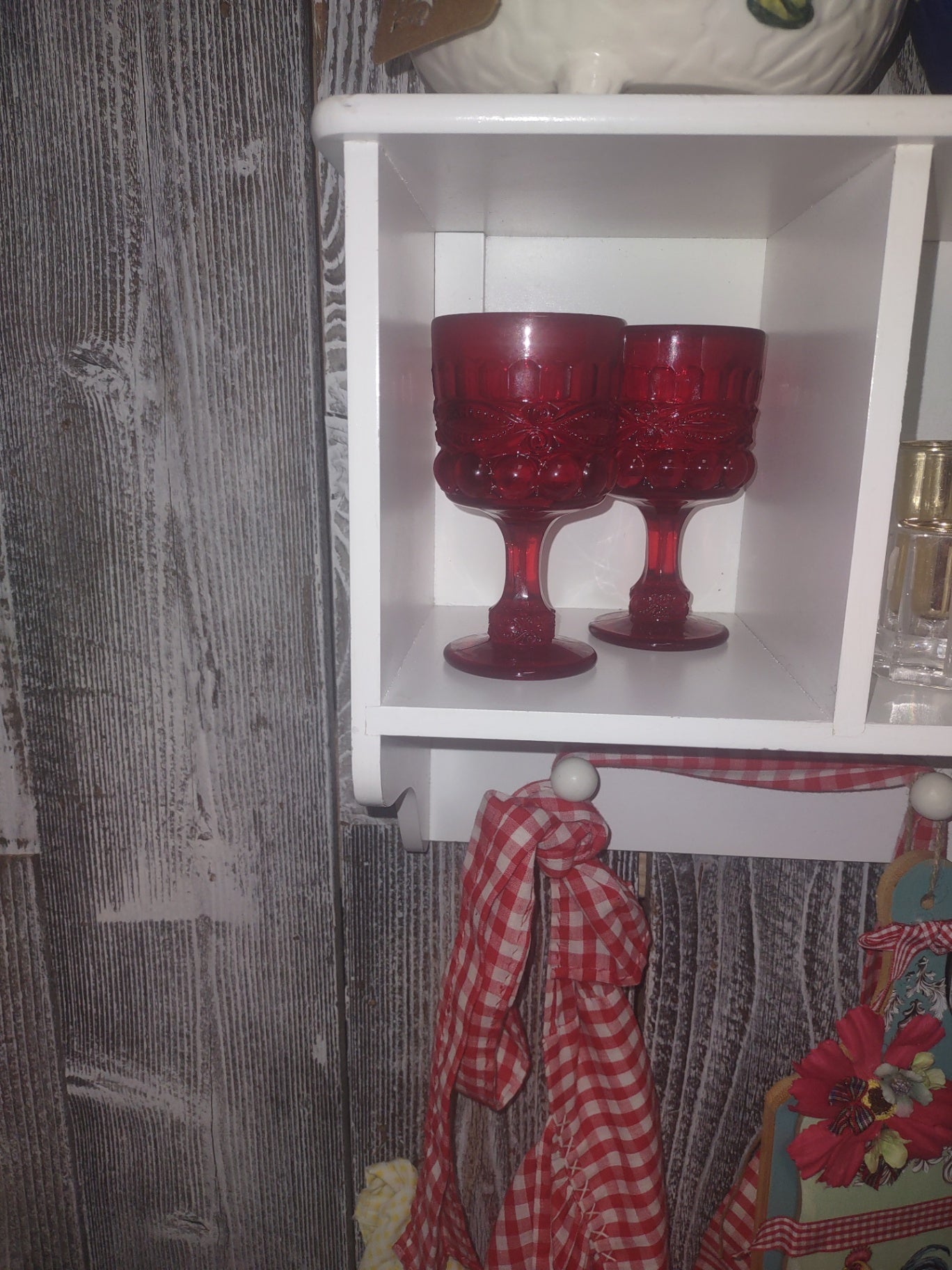 Glasses red vintage set
