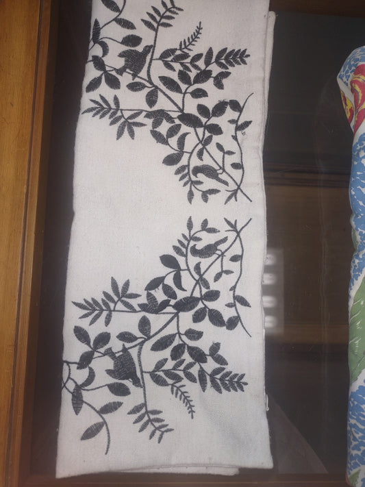 Pillow cover blk white 