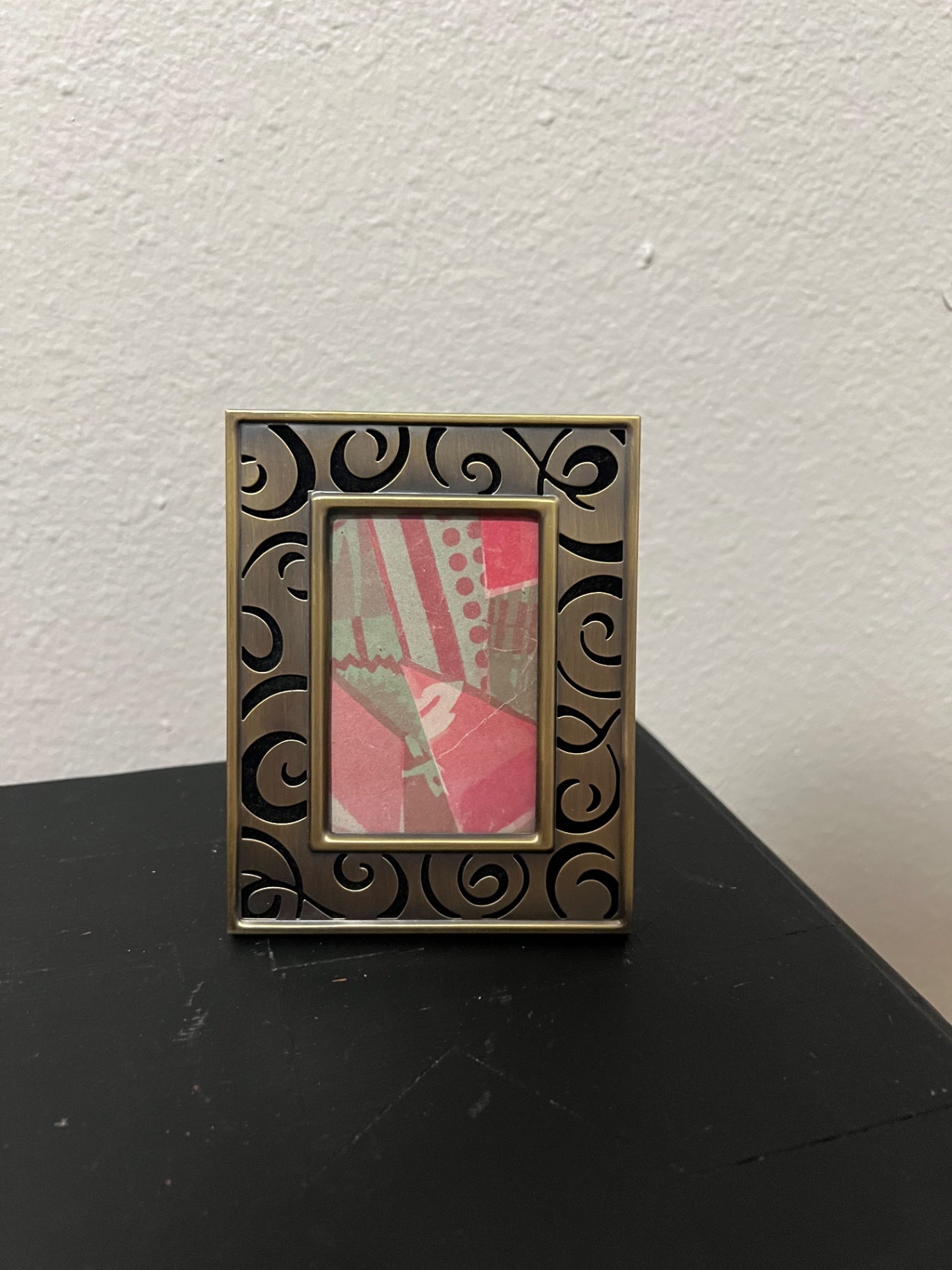 Small Photo Frame with Cutout Accents