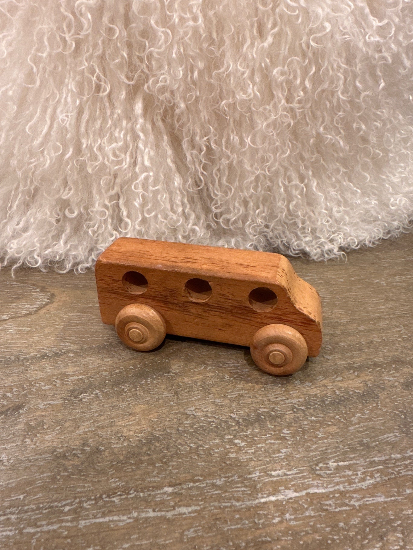 Small wood mini-van toy
