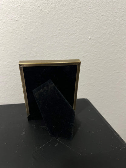 Small Photo Frame with Cutout Accents