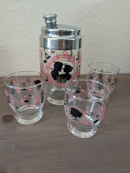 Vtg. Shaker and 3 Glass Cups