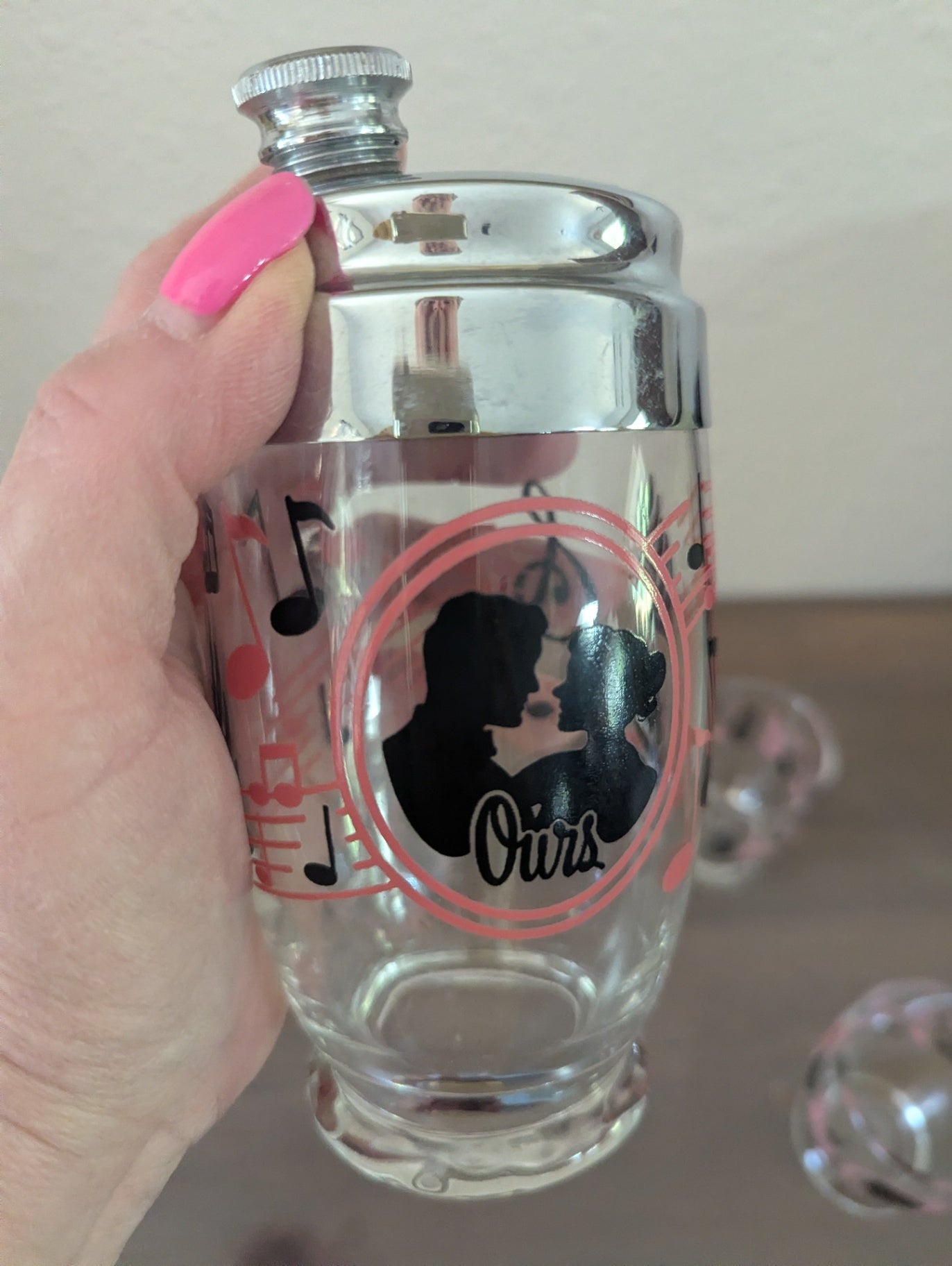 Vtg. Shaker and 3 Glass Cups