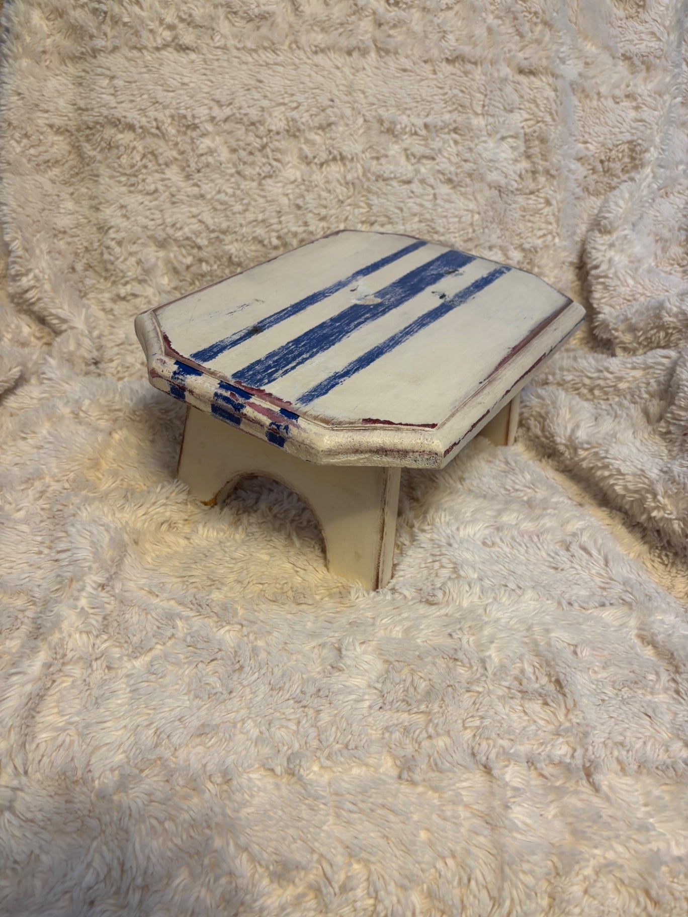 Mini bench