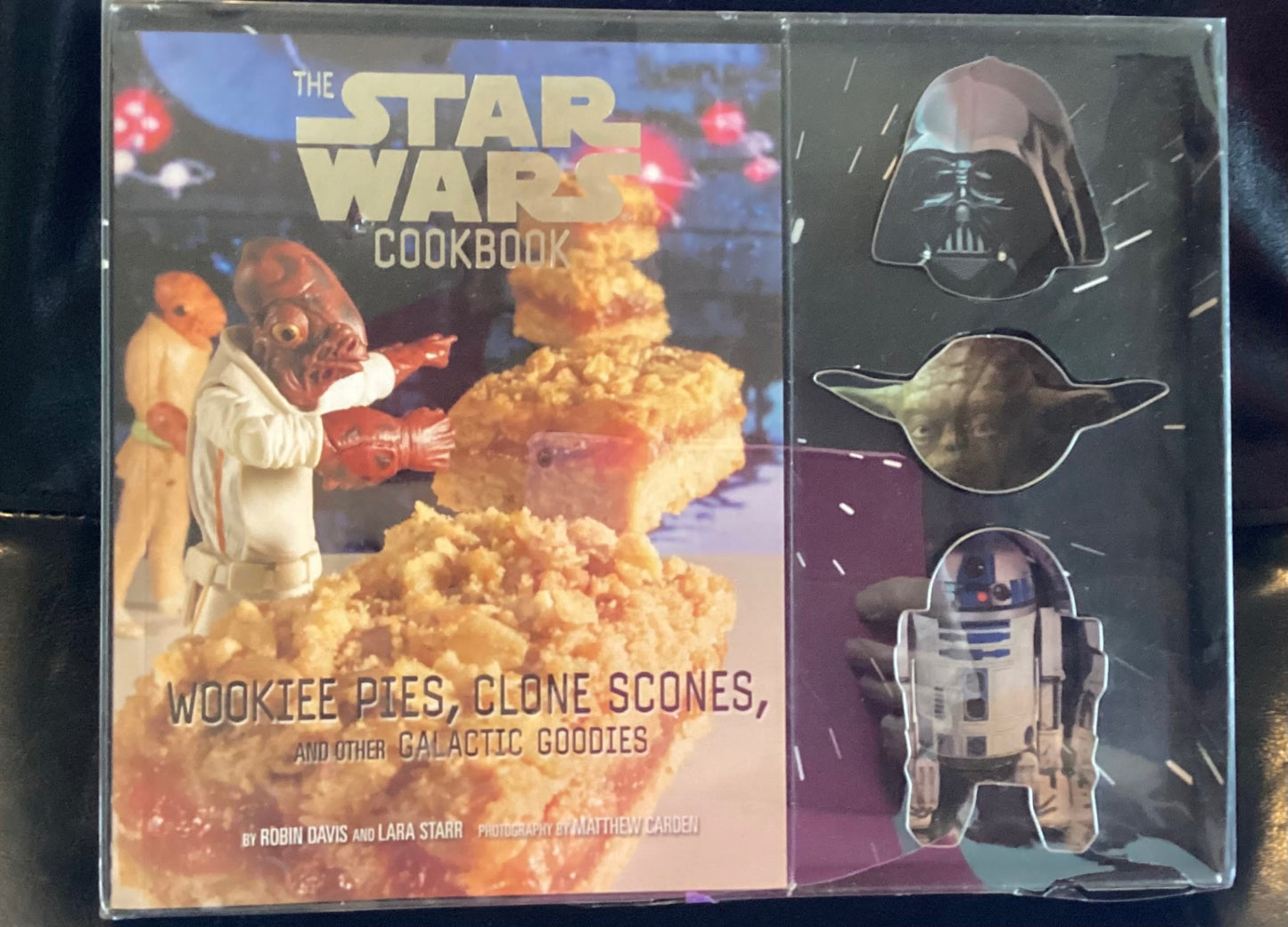 Star Wars cookbook and cookie cutters