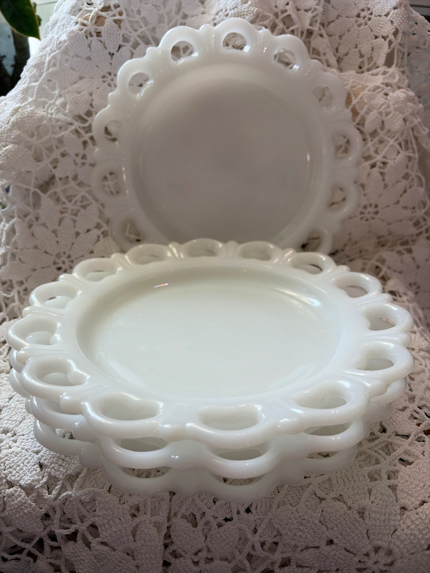 White Milk Glass Anchor Hawking 8” Set of (4)