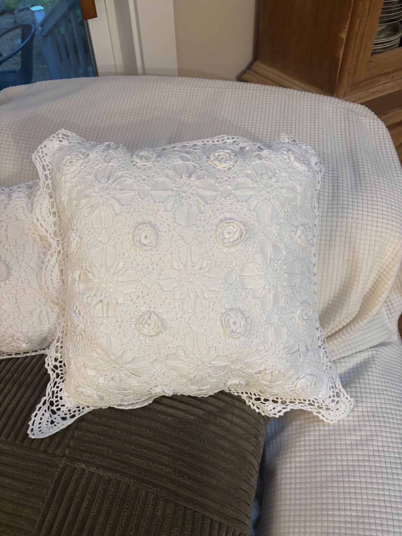 Crochet pillow