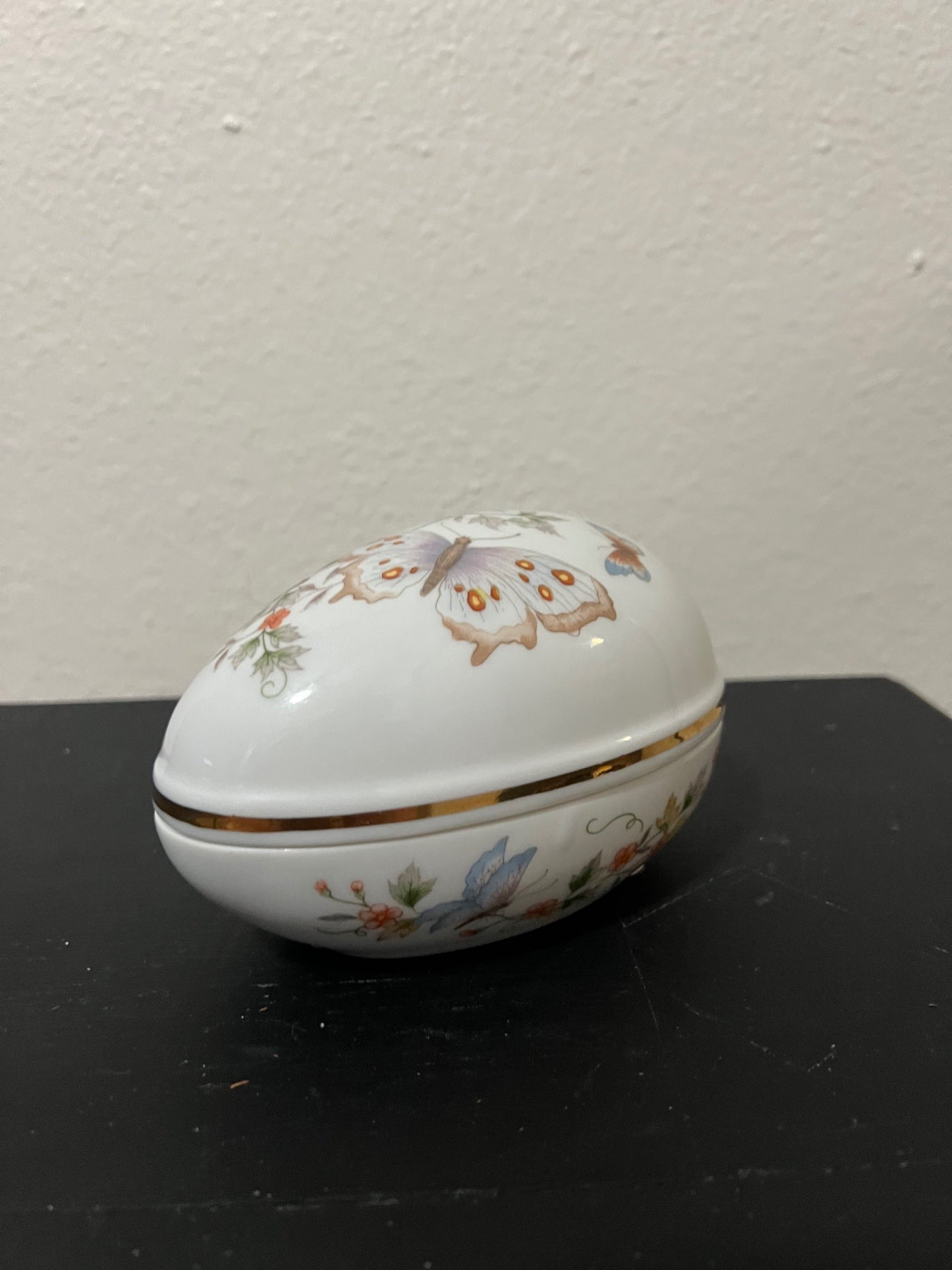 Vintage Avon Butterfly Porcelain Egg Trinket Box