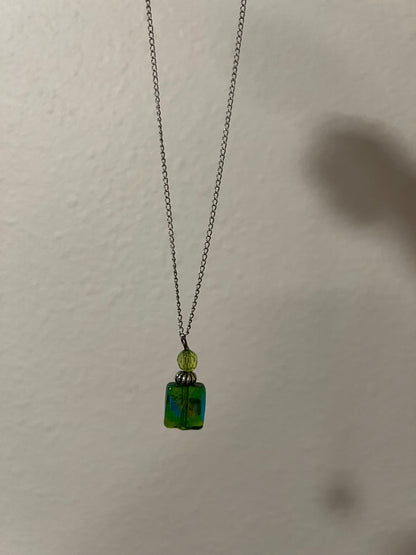 Pretty Green Glass Pendant Necklace