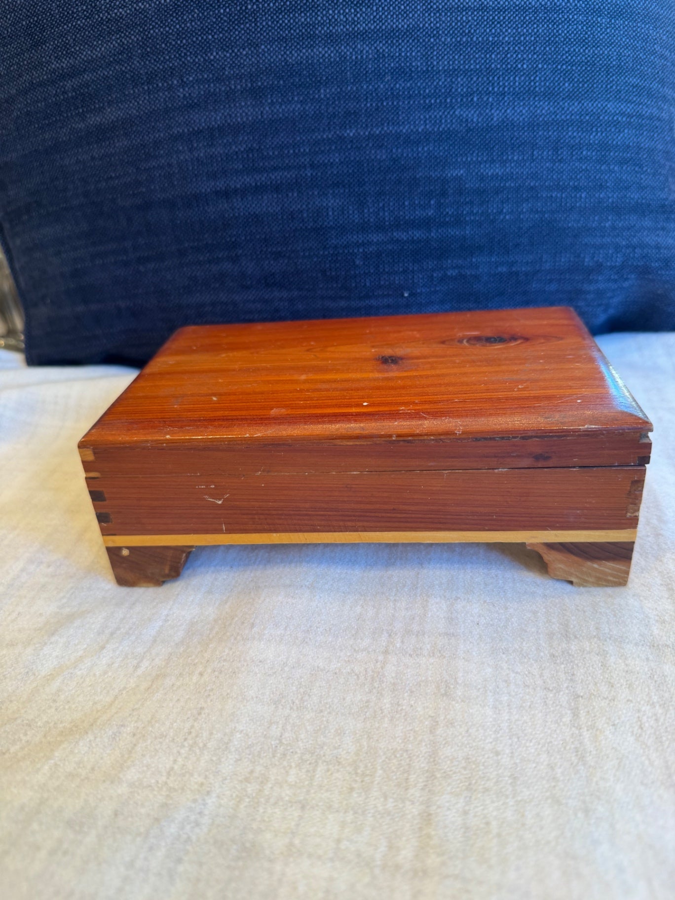 Wooden jewelry box