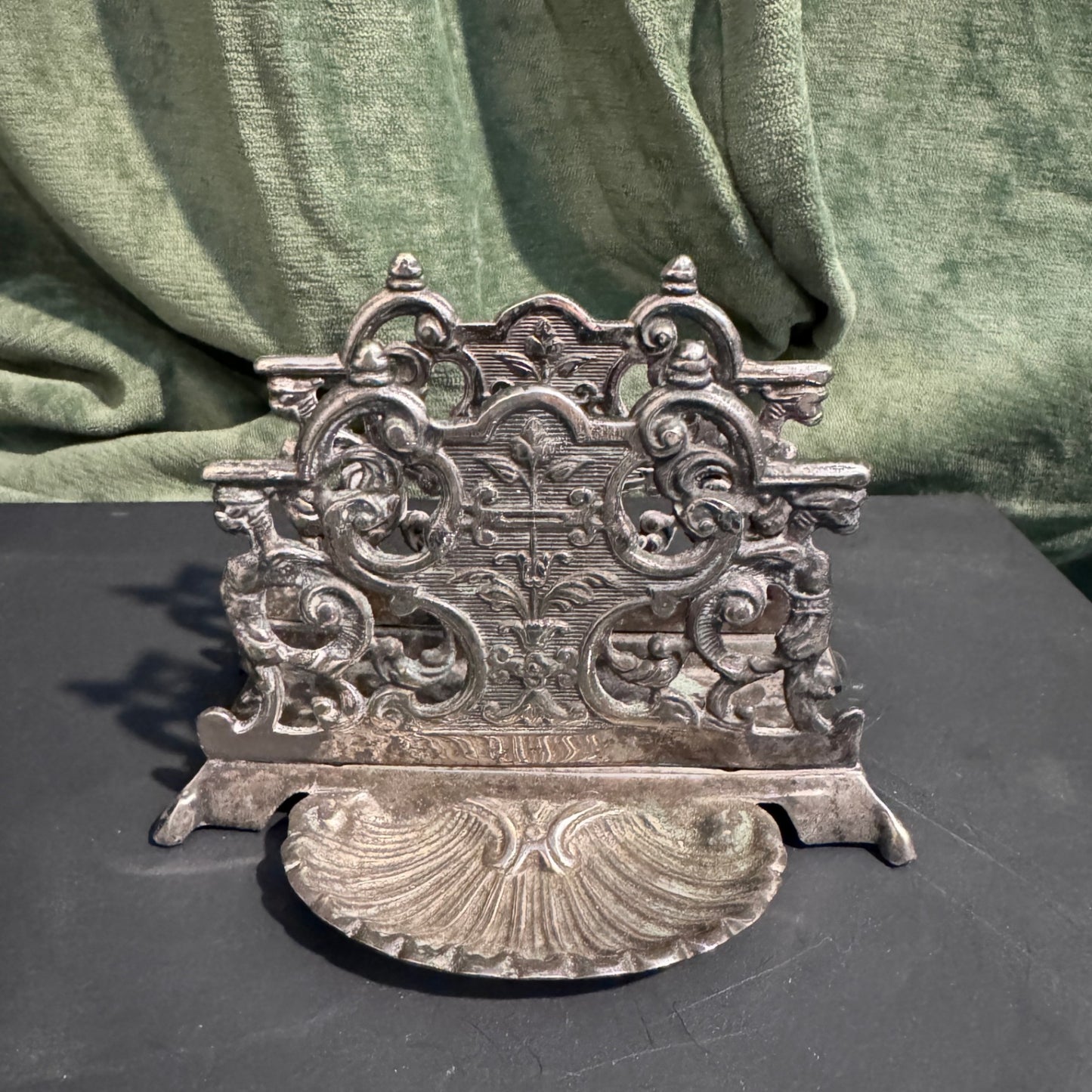 Napkin/Letter Holder