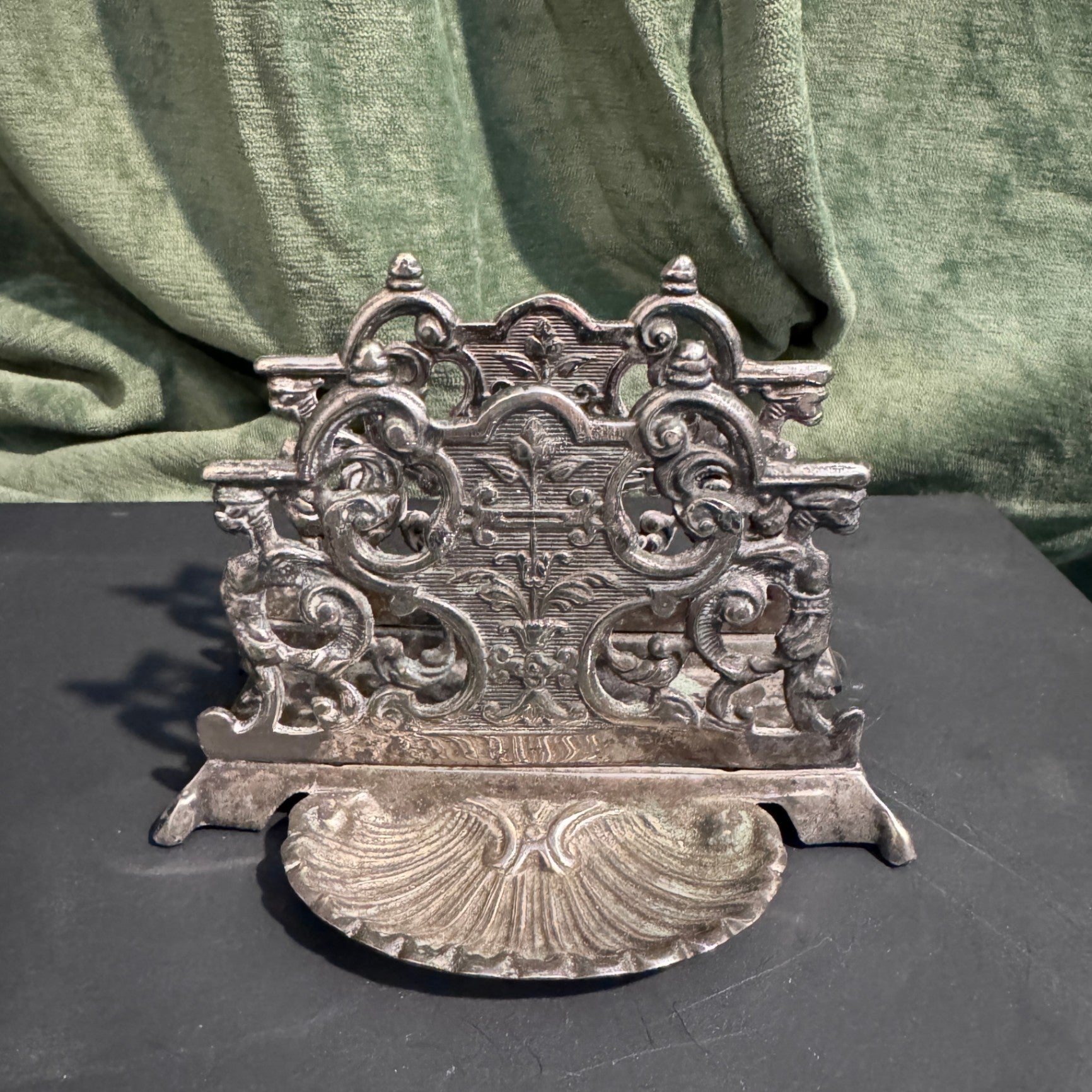 Napkin/Letter Holder